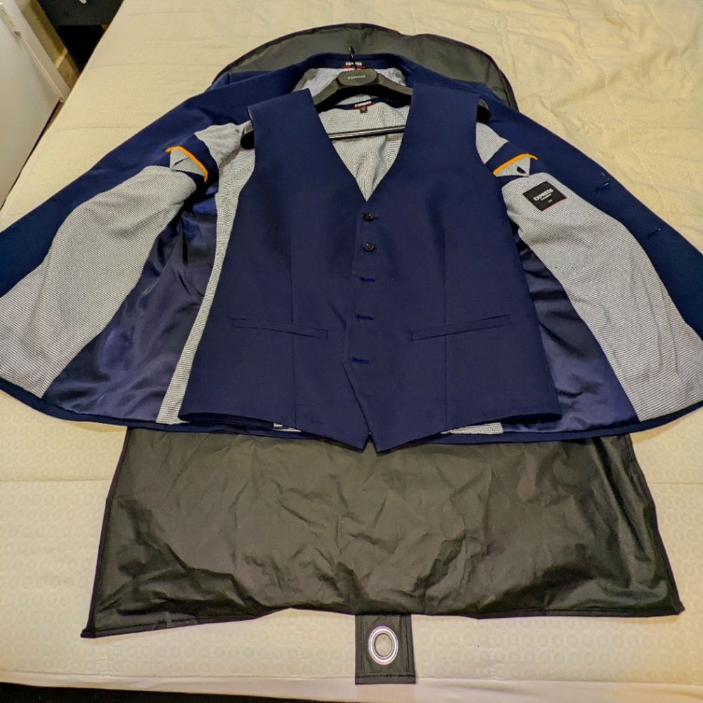 Express Men's Navy Suit